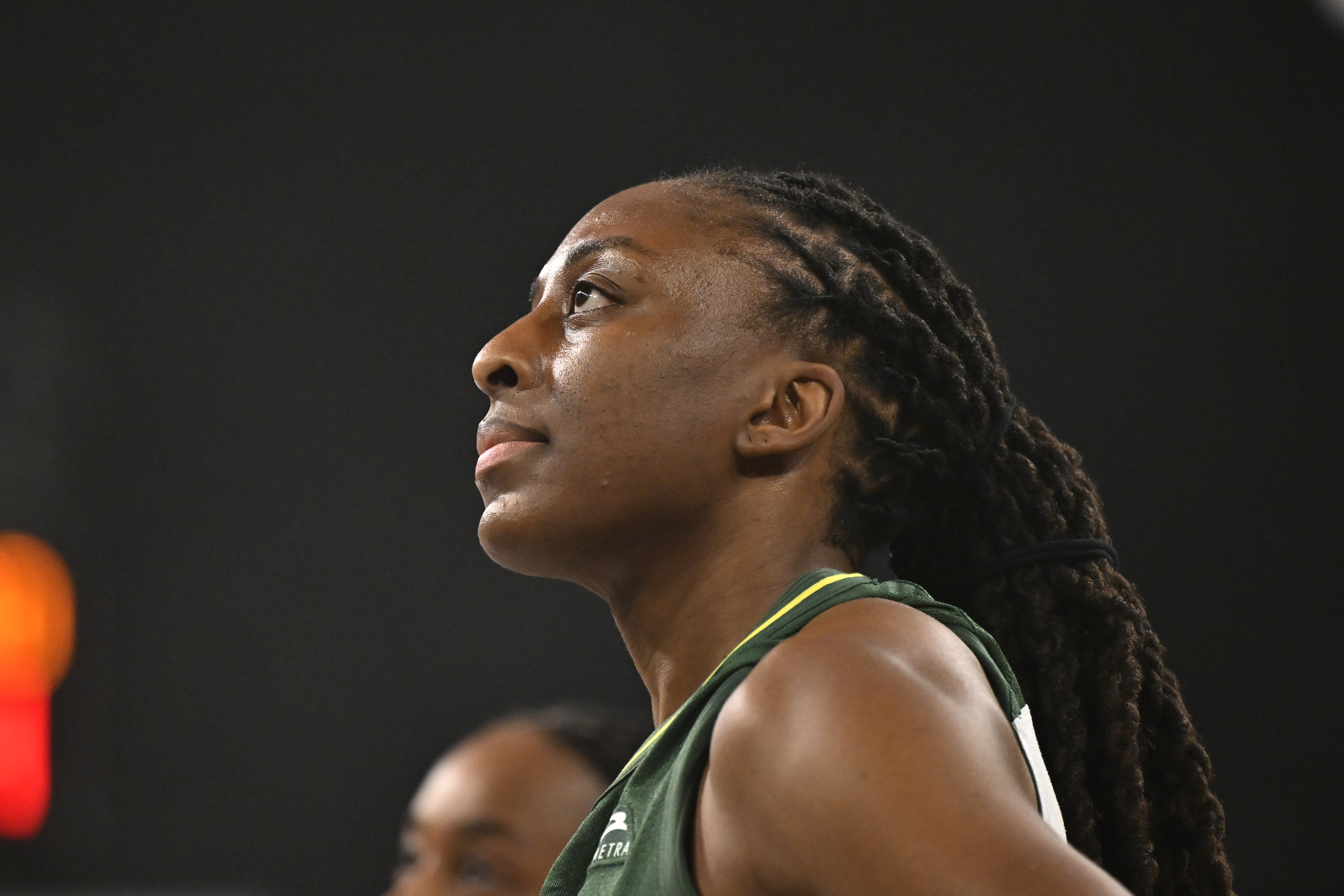 Nneka Ogwumike Wins 2025 Kim Perrot Sportsmanship Award